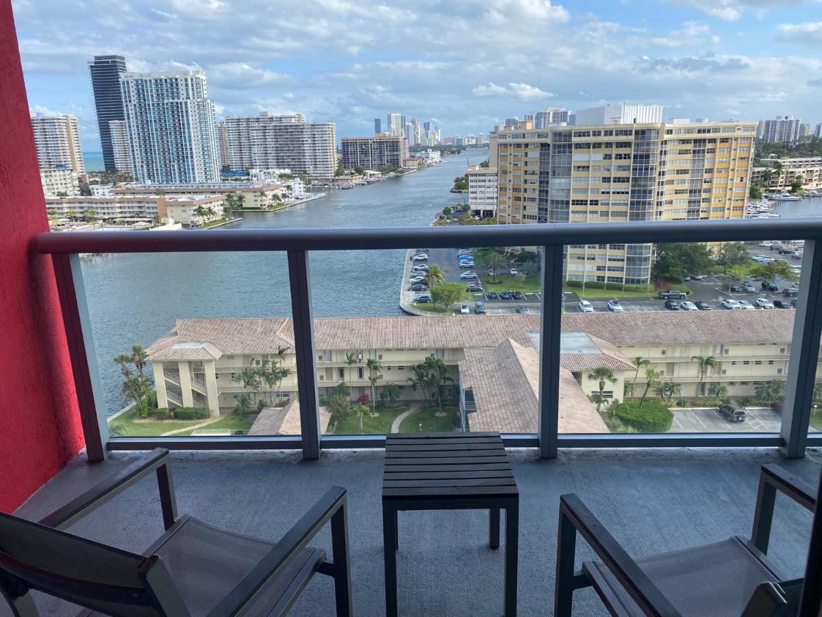 Beachwalk 1B 1B Incredible View Apartment 14 A Hallandale Beach Eksteriør bilde