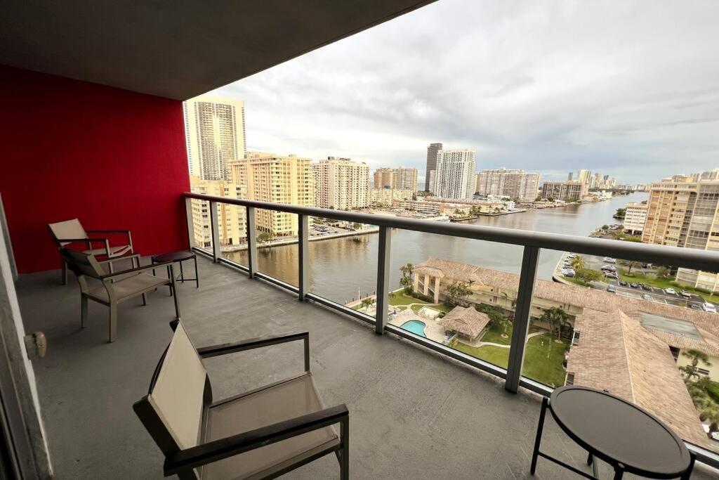 Beachwalk 1B 1B Incredible View Apartment 14 A Hallandale Beach Eksteriør bilde