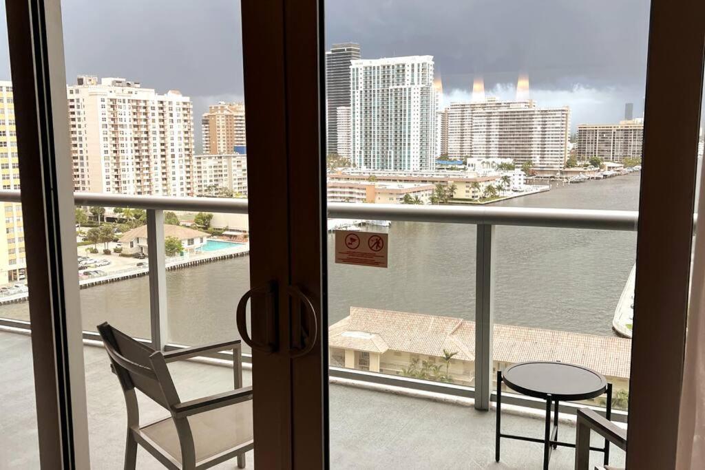 Beachwalk 1B 1B Incredible View Apartment 14 A Hallandale Beach Eksteriør bilde